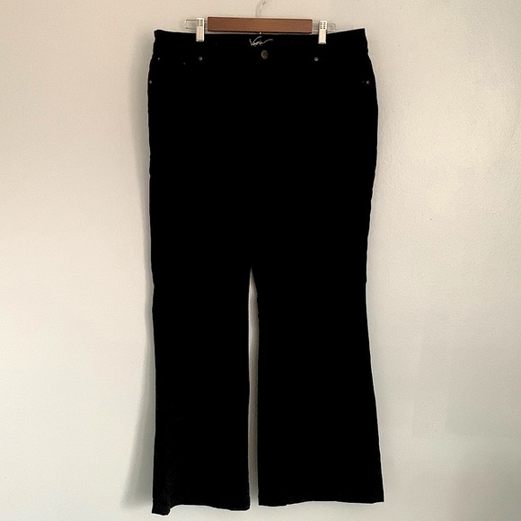EUC Soft Velvety Cotton Spandex Wide Bootcut Flare 5 Pocket Jeans Work Pants - Picture 1 of 9